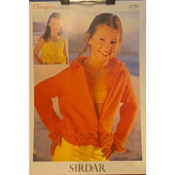 New Sirdar 4290 Tango Child Cropped Top Zipper Jacket Double Knitting Pattern - Picture 2 of 2